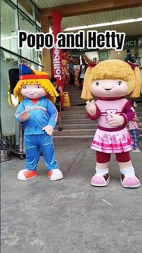 PoPo and Hetty #jollibee #jollibeeshorts #mascot #jollibeebudots #bidaangsayasajollibee
