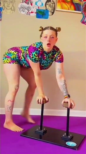 New rainbow costume vibes 🌈🐱