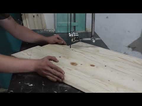 DIY Woodworking: How to Make a Stunning Wooden Shelf from Scratch