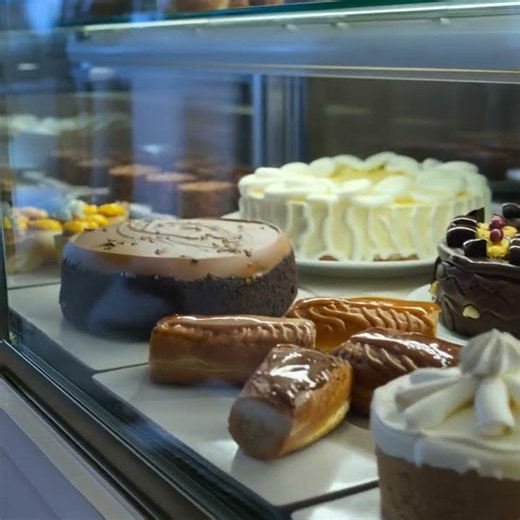 Exploring Your Local Cake Shop: What to Expect and How to Choose