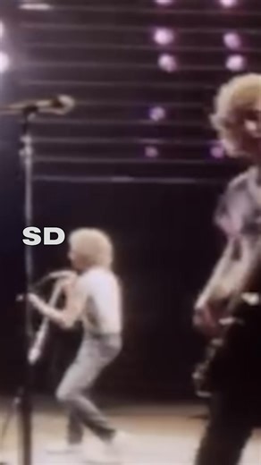 297K views · 15K reactions | “So he started rocking…” Enjoy the “Juke Box Hero” official music video on YouTube now remastered in higher definition. https://www.youtube.com/watch?v=Ic02W1bWeFU | Foreigner | Facebook