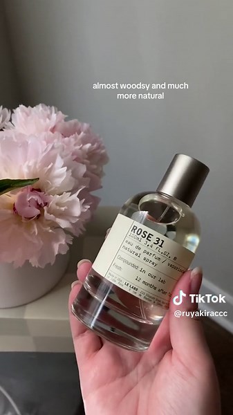 Le Labo Rose 31: Perfume Review pour les Amoureux de Parfum