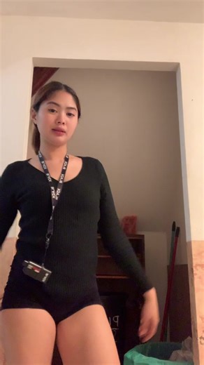 Understanding Sign Language Through Expressive Movements