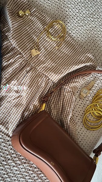 Outfit of the Day: 80s Inspired Looks