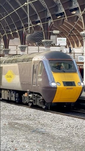 Double HST Class 43 Trains Back-to-Back | Passing York Station
