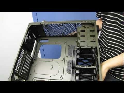 Corsair Vengeance C70 Gaming Computer Case Unboxing & First Look Linus Tech Tips