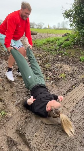 25K views · 250 reactions | Prank 嵐 | PRANK Madness | Facebook