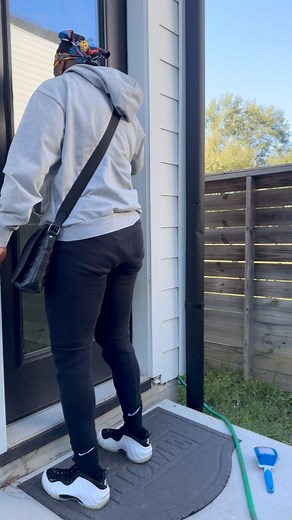 108K views · 7.5K reactions | Make em Shake! @_jjnel the pop up!! #houston #houstontrainer #popup #fyp #fy ##foryou #insta #instagram #instagood #instadaily #weightlifting #weights #personaltrainer #femaletrainer #besttrainer #viral #viralvideos #itsjustwork #showtime #gymrat #ifbb #npc | sammica_cash | Facebook