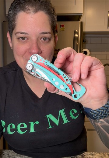 When “just in case” actually fits in your pocket. Skeletool energy. #Leatherman #edc #skeletool #tiktokmademebuyit