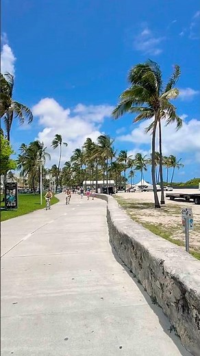 Walking Through South Beach — Miami, Florida 4K 2026 🌊☀️