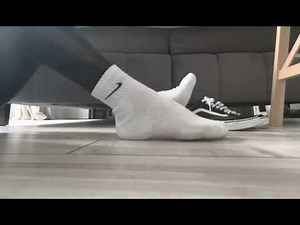 Casual outfit: Black Vans old skool sneakers white Nike socks in leggings