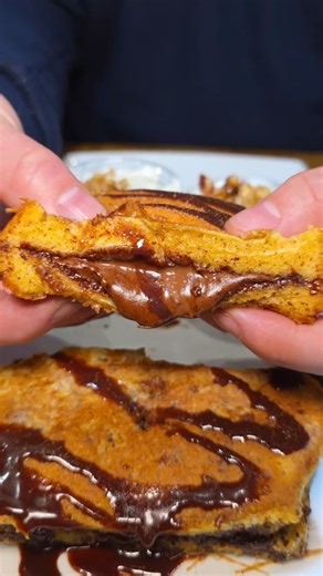 Priyanka | Montreal Content Creator & Foodie on Instagram: "Brunch just got a serious upgrade at @poutineville @poutineville_queenmary 🍳🥔 They’re officially launched their brunch menu, and we got to sample some of the dishes ahead of time, safe to say, we’re obsessed. The breakfast poutines made with smashed potatoes are next-level comfort food. We tried; 🥓 3 Meat Poutine 🐟 Smoked Salmon Poutine 🥬 Spinach Feta Poutine 🥪 Breakfast Sandwich; a total fave 🥑 Avo Toast; perfect lighter option