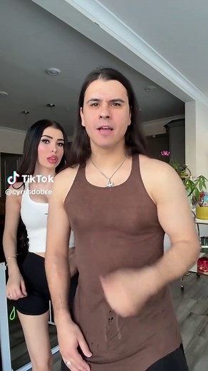 Cyrus Dobre e Brenda Dobre: Amor e Curiosidades
