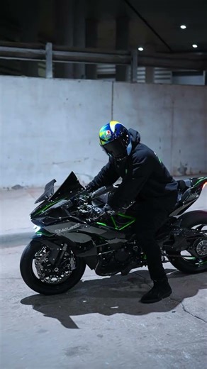 Light it up 4 🥵💥#motorcycle #crazy #love #sportbike #bikelife #gta #racing #h2r #shorts #shortsf