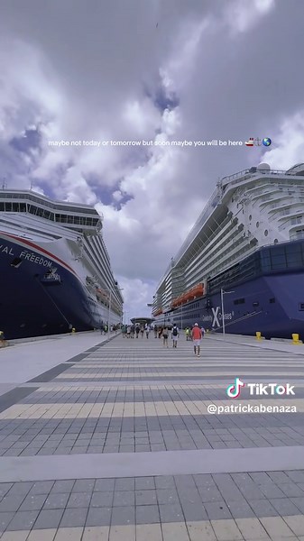 Exploring Life at Sea on a Luxury Cruise Ship