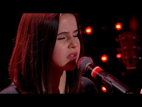 Marina Kaye - The whole 9 (Live) - Le Grand Studio RTL