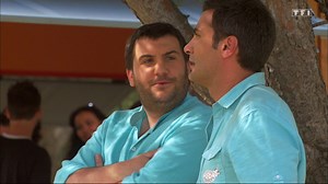 Camping paradis - S04 - E01 - Baignade interdite | TF1+