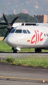 ATR de la aerolínea Clic Air taxeando por Alfa al punto de espera de la pista 02 del aeropuerto Olaya Herrera de Medellín 😎 ✈️ Clic Air ✈️ ATR 42-600 ✈️ HK-5313 #ClicAir #ATR42 #ATR #Travel #Avion #Airplane #Aviation #Aviacion #Viajar #Pilot | Colombia AeroSpotters