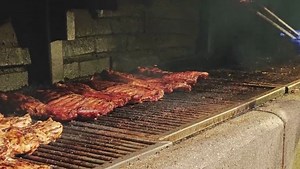 Summer holidays bring spike in business to Bessemer barbecue restaurant