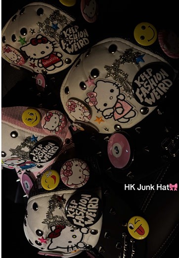 Fly girls love HK junk hats🖤 Available on hauteego.com (link is in bio) & check us out on IG @ haute.ego🤩 #junkhat #hellokittycore #diyprojects #supportsmallbusinesses #hellokittylover