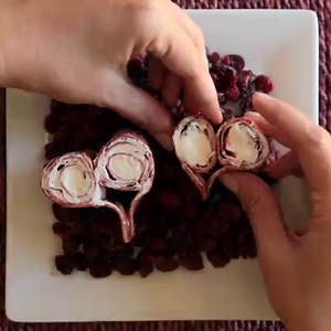 Spread a little love with these cream cheese wraps. RECIPE: http://bit.ly/2kSuPd0 | Kin
