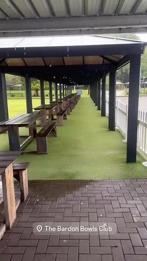 Newly refurbished green looking more like a swimming pool this morning. Water rising behind club but it’s still dry! Fingers crossed. Stay safe all! | The Bardon Bowls Club