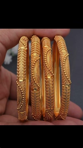 Letest new gold 4 bangles ￼sets design #youtubeshorts #viralvideo #banglesdesign #shortsreels