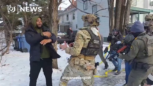 1月10日更多美国ICE暴力执法视频流出，催泪瓦斯，辣椒喷雾直接往抗议人群脸上怼！