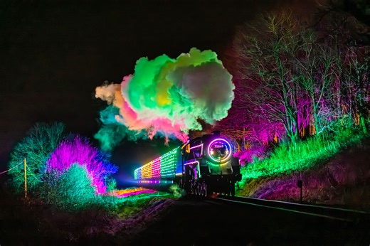 Severn Valley Railway Boogie Lights Express returns - how to get early bird tickets offer to dance the night away on board a steam train