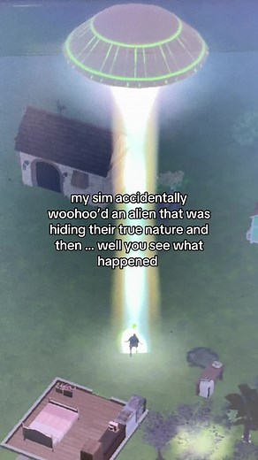 Unexpected Alien Encounter in The Sims 4 Gameplay