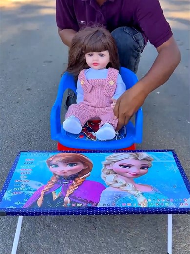 Huru Doll R Chiar Table wala | doll