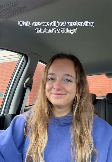 Just feeling a little overwhelmed by everything at the moment... #traveltoaustralia #traveltiktok #leavinghome #goodbyes #traveling