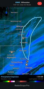 You can see, while the system is moving east, there's a little outlier in the lake moving SW. That...is lake effect. #TheMoreYouKnow #wiwx | Lindsey Slater