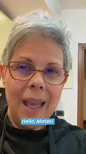 🔥 Nel 2023, l'inglese si impara attraverso l'ESPERIENZA! 🔥 Che significa? Significa imparare viaggiando ✈️, guardando film o serie tv 📺, ballando 💃 e perché no... cucinando 👩‍🍳! La nostra Sandra lo sa bene, e infatti, con una DISINVOLTURA e SERENITÀ da far invidia, ha preparato per la nostra community i suoi famosi muffin 🧁 raccontandoci la ricetta in inglese 🇬🇧🇺🇸! Grande Sandra! Se anche tu sogni di parlare inglese con la stessa scioltezza con cui parli l'italiano in qualsiasi moment