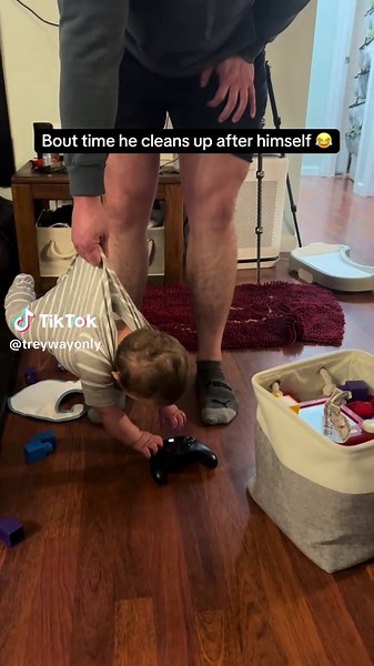 Baby claw machine #funny #cute #impossible #baby #babiesoftiktok