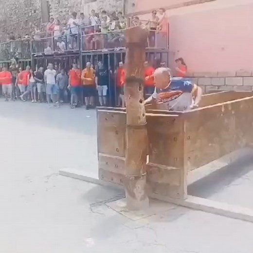 3M views · 8.2K reactions | #funnymoments #comedy #funnyreels #witty #funnyvideos #funnyvideo #humor #ha #funnypictures #teehee | Meas Pech | Facebook