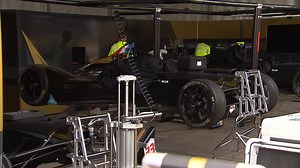 37K views · 63 reactions | Qu’est-ce que la Formule E, cette course qui occupe une partie du centre-ville de Montréal? Portrait de ce championnat créé il y a trois ans. | Le Téléjournal 18 h | Facebook