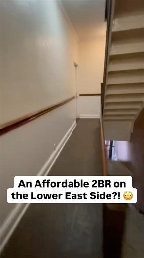 Touring an AFFORDABLE 2-Bedroom Apartment on NYC’s Lower East Side! 😳🏙️