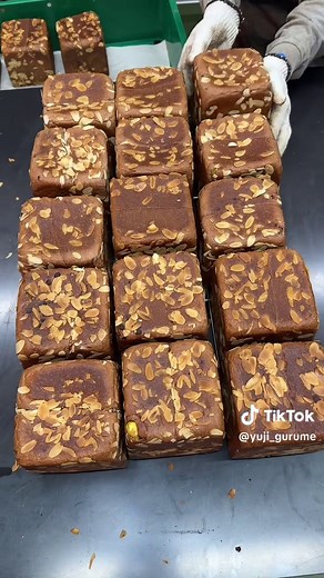 栗とチョコの食パン 1199円｜グルマンヴィタル（垂井）