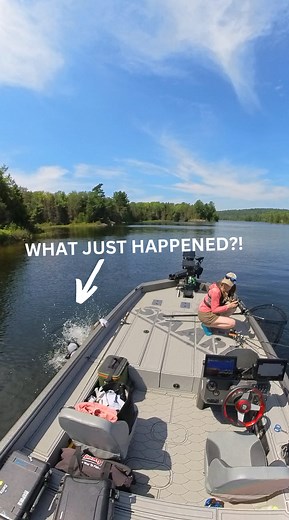 237K views · 1.7K reactions | I was speechless  #fishing #boating #fishingfail #funnymoments | Ashley Rae - shelovestofish.com | Facebook