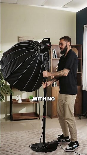 Tripods taking up space? The A400 Round Base Monopod keeps your setup clean, stable, and flexible.
