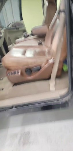 Exploring the Luxurious King Ranch F250 Interior