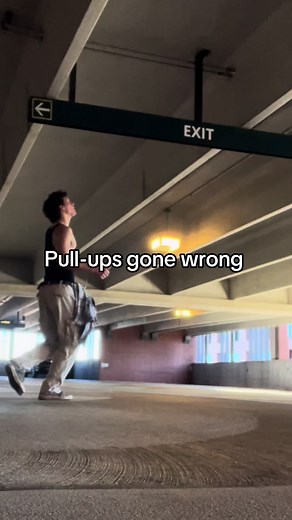 I think I broke my toe #CapCut