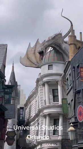 Universal Studios Orlando Fan on TikTok