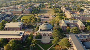 The heart of the Midwest lives in this college town. ♥ | University of Illinois Urbana-Champaign
