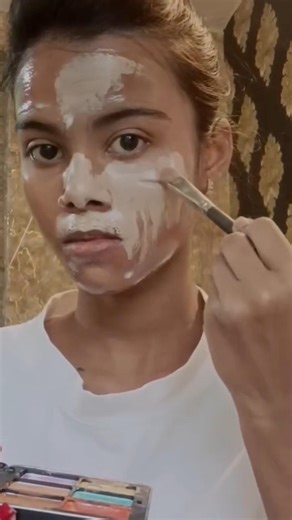 Try viral FEVICOL peel off mask makeup hack 🥺😭#youtubeshorts #makeup #hack #fevicol #shortfeed #moli