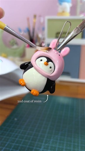 Glazing keychain made with homemade air dry clay | uv resin | cold porcelain clay #claykeychain
