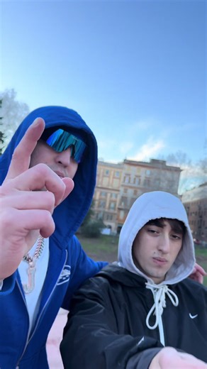 @IZZETA 🔥🔥🙏 #rome #italy #rapper #rap