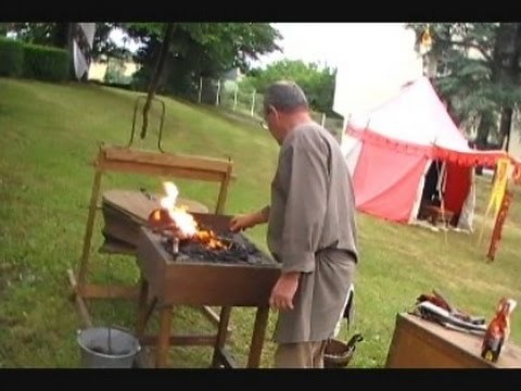 Le Forgeron du moyen-âge Compagnie Franche du Forez