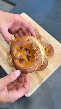 Laugenbrezeln😍🥨 Zum Rezept geht es hier.👇🏻
